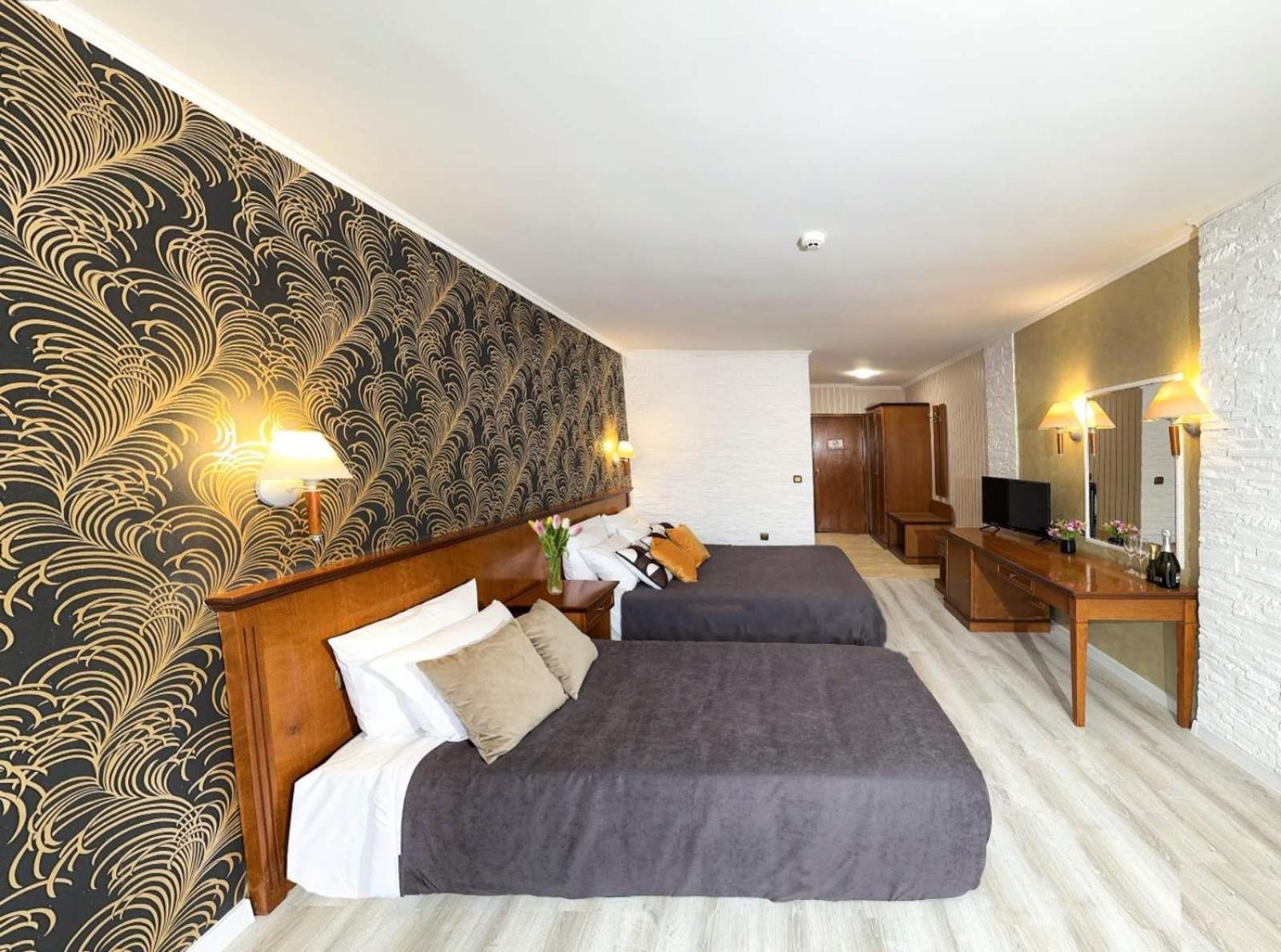 Hotel Yo Saints Constantine and Helena Ngoại thất bức ảnh